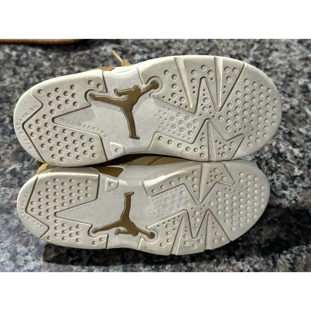 Air Jordan 6‎ ‘Wheat’ Gold Harvest 384667-705 & Jordan 1 Mid SE Vivid Orange 10C